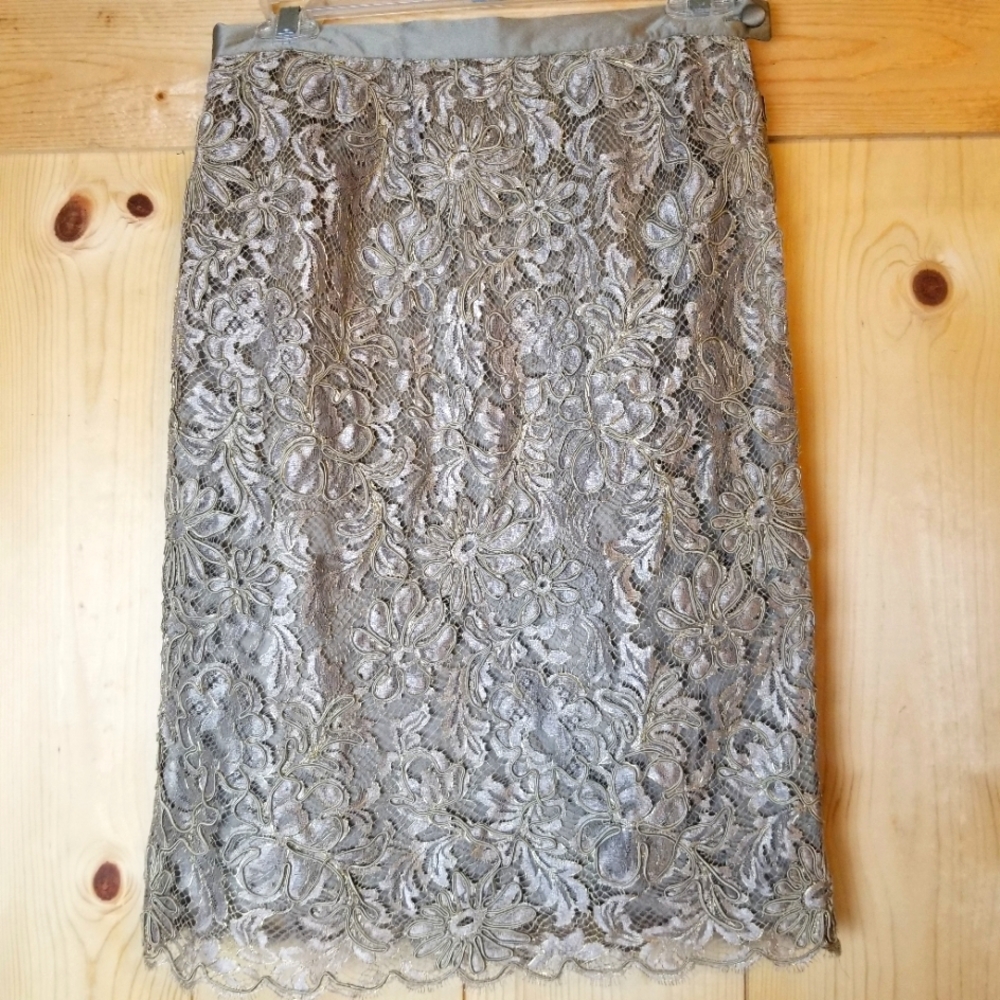Vintage Escada by Margaretha Ley Gold Metallic Raised Floral Design Pencil Skirt